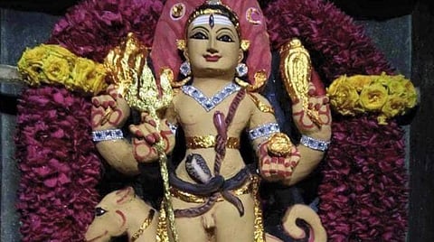 கஷ்டமும் நஷ்டமும் தீர்க்கும் அஷ்ட பைரவர்கள்; பைரவாஷ்டகம் படித்தால் இனி பயமுமில்லை; தோல்வியுமில்லை! 