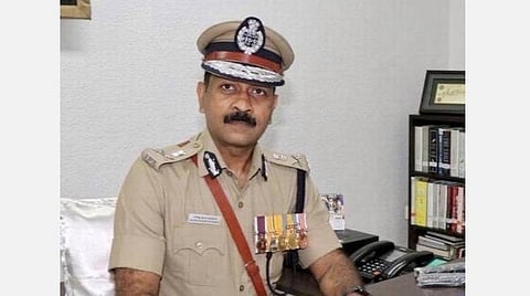 சென்னையில் ரோந்து வாகனங்களில் பெறப்படும் புகார் மீது துரிதமாக செயல்படாத ஆய்வாளர்கள் மீது நடவடிக்கை: காவல் ஆணையர் எச்சரிக்கை