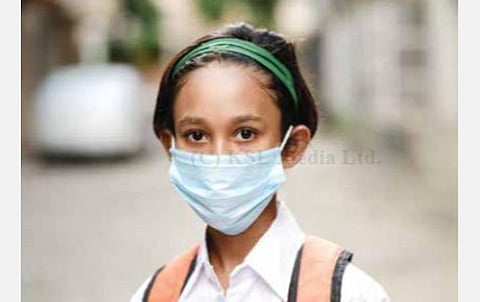தீபாவளி, பள்ளி- திரையரங்கு திறப்பு: கரோனா இரண்டாம் அலைக்கு வித்திடுமா?