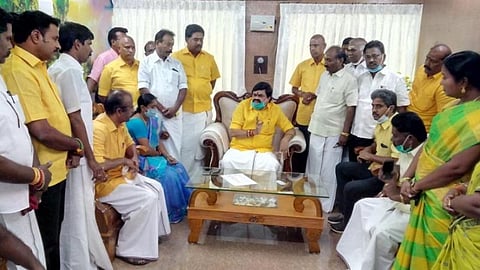 முதல்வரின் விருதுநகர் வருகைக்கான ஏற்பாடு: அமைச்சர் ராஜேந்திர பாலாஜி தலைமையில் ஆலோசனை