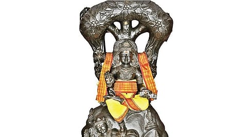 குருப்பெயர்ச்சி பொதுப்பலன்கள்: மிதுன ராசி வாசகர்களே  (15.11.2020 முதல் 13.11.2021 வரை)