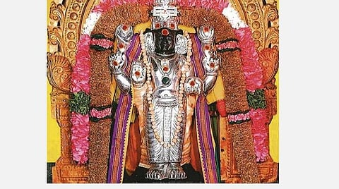 குருப்பெயர்ச்சியில்... யோகமும் பலமும் தருவார் குரு பகவான்! 