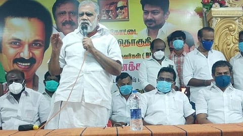 வத்தலகுண்டு நகரில் நடந்த வாக்குச்சாவடி முகவர்கள் கூட்டத்தில் பேசிய திமுக மாநில துணைப்பொதுச்செயலாளர் ஐ.பெரியசாமி.
