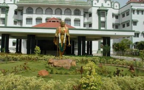 குற்றப்பின்னணி கொண்டவர்கள் கோயில் அறங்காவலர் தேர்வுக் குழுவில் நியமனம்?- பட்டியல் தாக்கல் செய்ய உயர் நீதிமன்றம் உத்தரவு