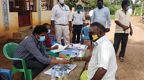 காரைக்குடி அருகே முதியவருக்கு எலிக்காய்ச்சல்: சுகாதாரத் துறையினர் முகாம்