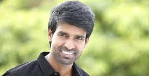நடிகர் சூரி வழக்கு; தன் மீதான வழக்கை ரத்து செய்யக் கோரி தயாரிப்பாளர் மனு: சிசிபி போலீஸ் பதிலளிக்க உயர் நீதிமன்றம் உத்தரவு