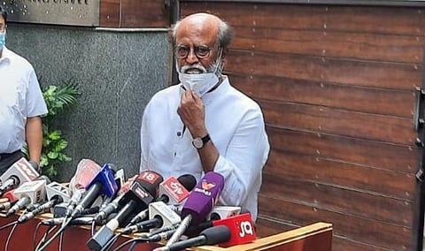 எவ்வளவு சீக்கிரம் அறிவிக்க முடியுமோ அவ்வளவு விரைவில் எனது முடிவை அறிவிப்பேன்: ரஜினி பேட்டி