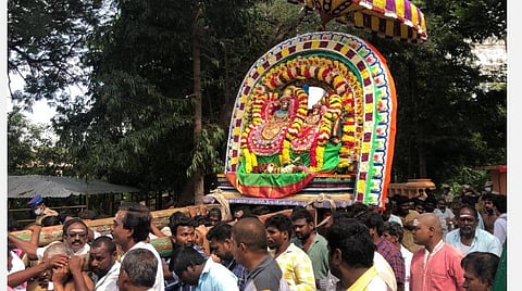 திருவண்ணாமலை அண்ணாமலையார் கோயிலில் உள்ள 5-ம் பிரகாரத்தில் பவனி வந்து அருள்பாலித்த அண்ணாமலையார்.