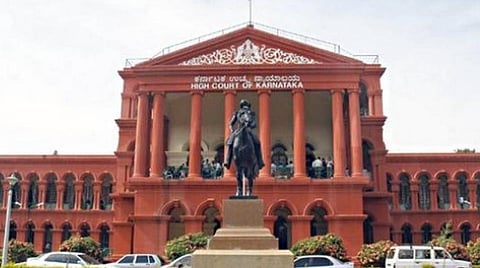 ஒருவர் சாதி, மதம் கடந்து தனது விருப்பப்படி திருமணம் செய்து கொள்வது அடிப்படை உரிமை: கர்நாடக உயர் நீதிமன்றம் உத்தரவு