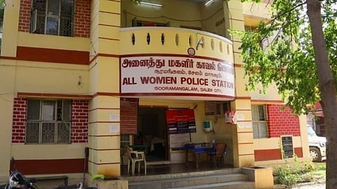 தேசியஅளவில் 2-வது இடம் பிடித்த சேலம் சூரமங்கலம் அனைத்துமகளிர் காவல் நிலையம் : கோப்புப்படம்