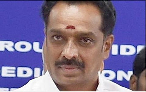 சுதந்திர போராட்ட வீரர்கள், தமிழ் அறிஞர்களின் உதவியாளரும் பேருந்துகளில் கட்டணமின்றி பயணம் செய்யலாம்: அமைச்சர் எம்.ஆர்.விஜயபாஸ்கர் தகவல்