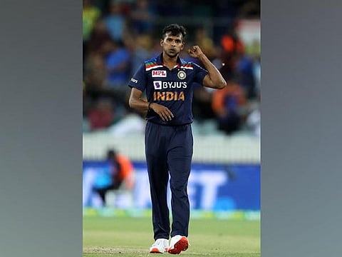 இந்திய அணியில் இடம் பெற்றுள்ள தமிழக வீரர் டி.நடராஜன்: படம் | ஏஎன்ஐ.