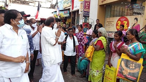திமுக தேர்தல் அறிக்கை தயாரிப்புப் பணி: விருதுநகரில் திருச்சி சிவா எம்.பி. மக்களிடம் கருத்து கேட்பு