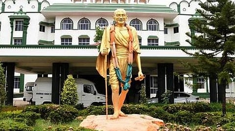 வள்ளலாரின் சுத்த சன்மார்க்க நெறியை தனி நெறியாக அறிவிக்கக் கோரி வழக்கு: அறநிலையத்துறை ஆணையர் பதிலளிக்க உத்தரவு