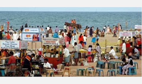மெரினா கடற்கரை இன்று முதல் திறப்பு: தள்ளுவண்டி வியாபாரிகளுக்கு தீர்வு கிடைக்குமா?