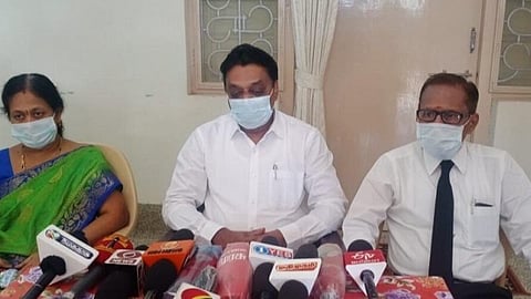 தூத்துக்குடி துப்பாக்கிச் சூடு சம்பவம்: ரஜினியை அடுத்த மாதம் விசாரணைக்கு அழைக்க வாய்ப்பு- விரைவில் சம்மன் அனுப்பப்படும் என ஒருநபர் ஆணைய வழக்கறிஞர் தகவல்