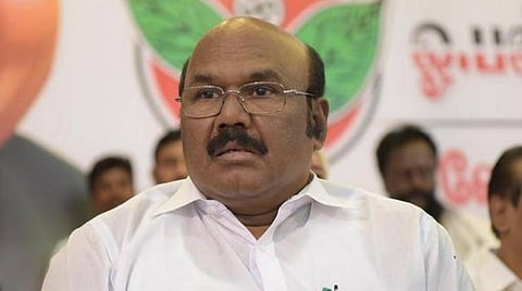 திமுக அளித்த புகார்கள் அடிப்படை இல்லாதவை; திசை திருப்பும் முயற்சி என அமைச்சர் டி.ஜெயக்குமார் குற்றச்சாட்டு