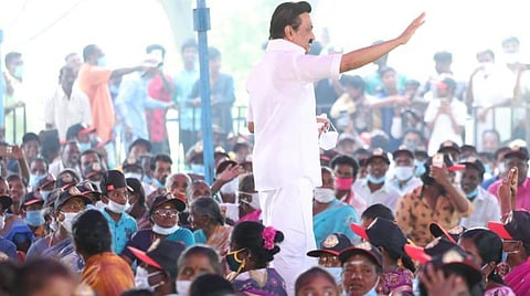 கிராம சபைக் கூட்டத்தில் கலந்துகொண்ட மு.க.ஸ்டாலின்.
