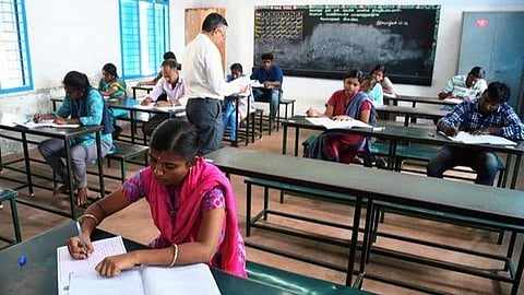 இந்து தமிழ் திசை செய்தி எதிரொலி: குரூப்-1 தேர்வுக்கு பழைய நடைமுறையிலேயே ஹால் டிக்கெட் பதிவிறக்கம் செய்து கொள்ளலாம்- டிஎன்பிஎஸ்சி அறிவிப்பால் தேர்வர்கள் மகிழ்ச்சி