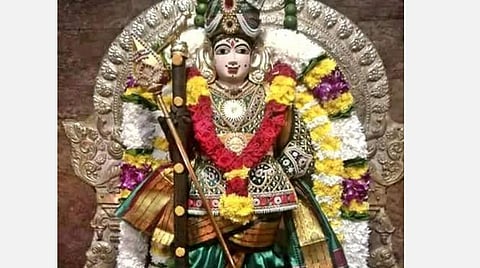 சிக்கல்கள் தீர்த்து வைக்கும் முருக மந்திரம்! 