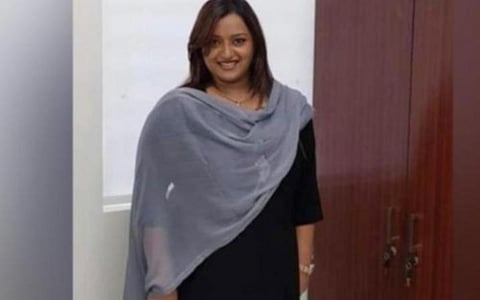 கேரள தங்கக் கடத்தல் வழக்கில் கைதான ஸ்வப்னா  காற்றாலைகளில் முதலீடு: குமரியில் என்ஐஏ அதிகாரிகள் சோதனை 