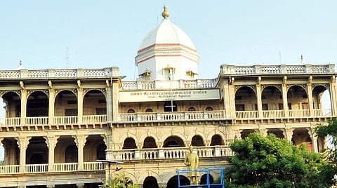 புதுக்கோட்டை ஆட்சியர் அலுவலகம்