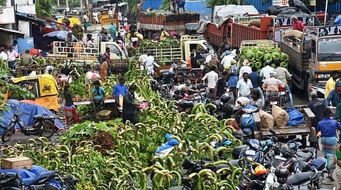 தூத்துக்குடியில் தொடர் மழையால் பொங்கல் விற்பனை மந்தம்