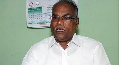 அரசுப் பணத்தை வாரி வழங்கி அதிமுக எனும் மூழ்கும் கப்பலை தூக்கி நிறுத்த முயற்சி: கே.பாலகிருஷ்ணன் புகார்