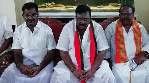 காரைக்காலில் செய்தியாளர்களிடம் பேசிய புதுச்சேரி மாநில பாஜக துணைத் தலைவர் வி.கே.கணபதி