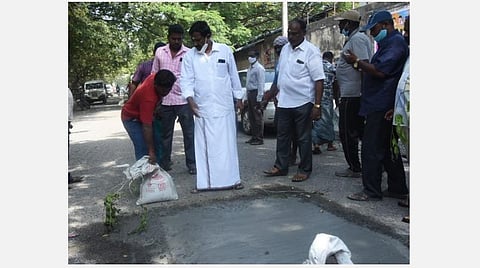 புதுச்சேரியில் ஆளுநர், முதல்வருக்காக சீரமைக்கப்பட்டு கொண்டிருந்த சாலை பணியை தடுத்து நிறுத்திய அதிமுக எம்எல்ஏ