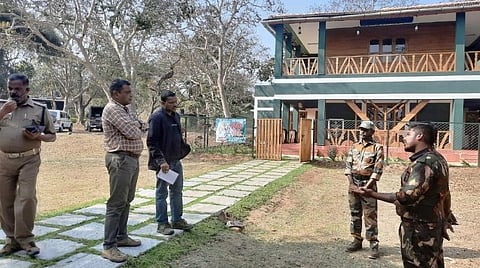யானைக்கு தீ வைத்த சம்பவம் மசினகுடியில் உண்மை கண்டறியும் குழு விசாரணை
