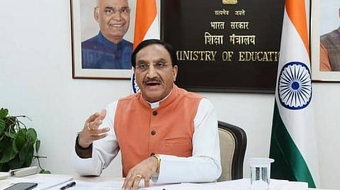 பிப்.2-ல் சிபிஎஸ்இ பொதுத்தேர்வு அட்டவணை: மத்திய அமைச்சர் ரமேஷ் பொக்ரியால் அறிவிப்பு