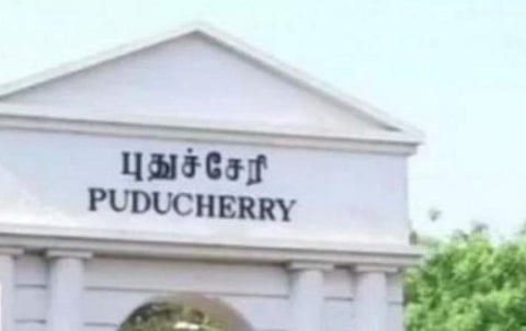 கடும் சிக்கலில் புதுச்சேரி அரசியல் களம்- யாரை முன்னிறுத்தி தேர்தலைச் சந்திப்பது என்பதில் குழப்பம்