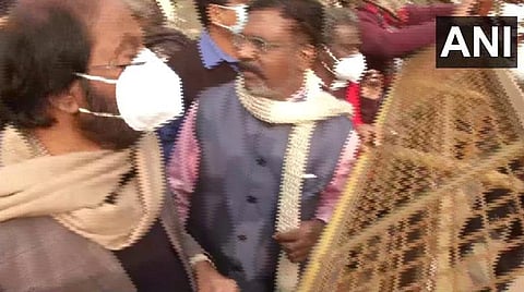 போராடும் விவசாயிகளை சந்திக்க சென்ற எதிர்க்கட்சி தலைவர்கள், எம்.பி.க்கள்: தடுத்து நிறுத்தம்