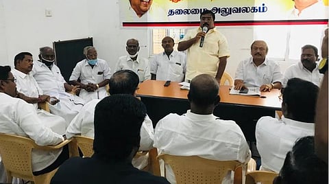 ஆலோசனைக் கூட்டத்தில் பேசிய சிவா எம்எல்ஏ.