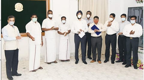 ரூ.2,472 கோடி மதிப்பீட்டில் பல்வேறு திட்டப் பணிகள்: முதல்வர் பழனிசாமி அடிக்கல் நாட்டினார்