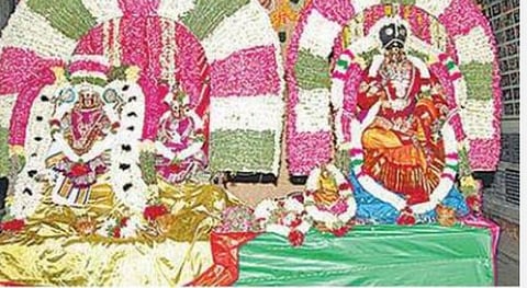 தை வெள்ளியில் பாகம்பிரியாள் தரிசனம்! 