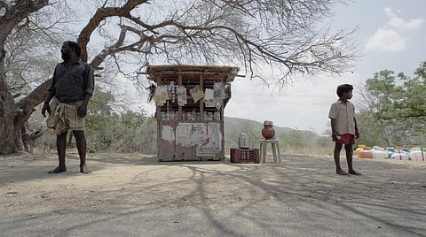 சர்வதேச விருது வென்ற ‘கூழாங்கல்’- விக்னேஷ் சிவன் மகிழ்ச்சி