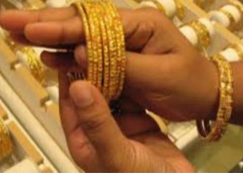 தங்கம் விலை குறைவு: இன்றைய விலை நிலவரம் என்ன?