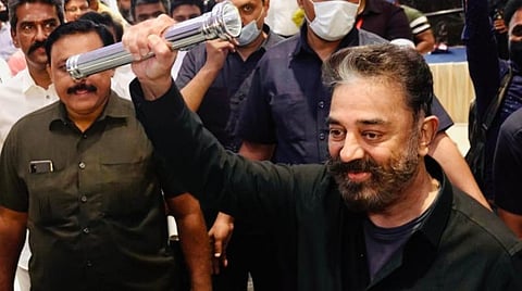 மக்கள் நீதி மய்யத்தின் நிரந்தர தலைவரானார் கமல்ஹாசன்: முதல்வர் வேட்பாளராகவும் பொதுக்குழு தீர்மானம்