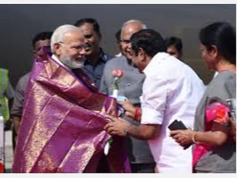 சென்னை வந்தார் பிரதமர் மோடி; மெட்ரோ ரயில் உள்ளிட்ட திட்டங்களைத் தொடங்கி வைக்கிறார்: 10 ஆயிரம் போலீஸார் பாதுகாப்பு