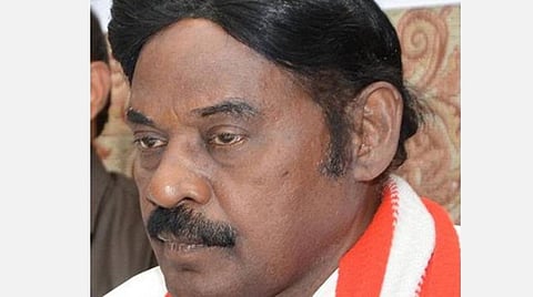 பட்டாசு விபத்தில் பெற்றோரை இழந்த சிறுமியின் கல்வி செலவை எஸ்ஆர்எம் குழுமம் ஏற்கும்: பாரிவேந்தர் எம்.பி. அறிவிப்பு