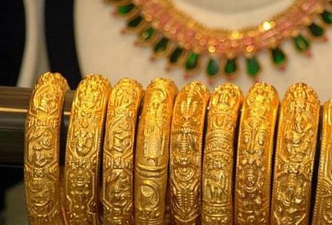 தொடர்ந்து குறையும் தங்கம் விலை: இன்றைய நிலவரம் என்ன?