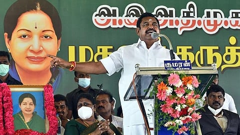 ஸ்ரீவைகுண்டம், வெள்ளூர் குளங்கள் தூர்வாரப்படும்: முதல்வர் பழனிசாமி அறிவிப்பு