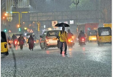 4 நாட்களுக்குத் தமிழகம், புதுச்சேரியில் மிதமான மழைக்கு வாய்ப்பு