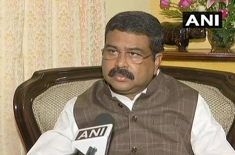 பெட்ரோல், டீசல் ஜிஎஸ்டி வரிக்குள் கொண்டு வரப்படுமா?- தர்மேந்திர பிரதான் பதில்