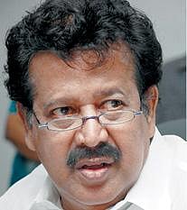 பொன்முடி அப்போலோவில் அனுமதி