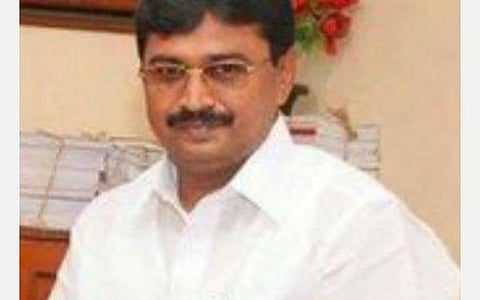 சமூக வலைதளங்களில் பரவிவரும் அதிமுக செய்தித் தொடர்பாளரின் விமர்சனம்: திமுக எம்எல்ஏ நா.கார்த்திக் கண்டனம்