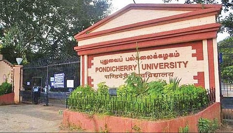 மத்திய பல்கலைக்கழக இடஒதுக்கீடு விவகாரத்தில் அரசியல் கட்சிகள் எங்களை கண்டுகொள்ளவில்லை: தேர்தலில் பிரதிபலிக்கும் என புதுவை மாணவர்கள் தகவல்