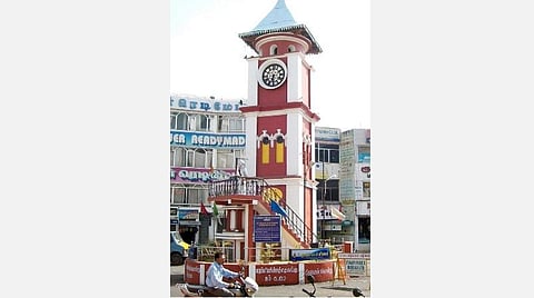 நாகர்கோவில் நகரின் மையத்தில் உள்ள மணிகூண்டு.
